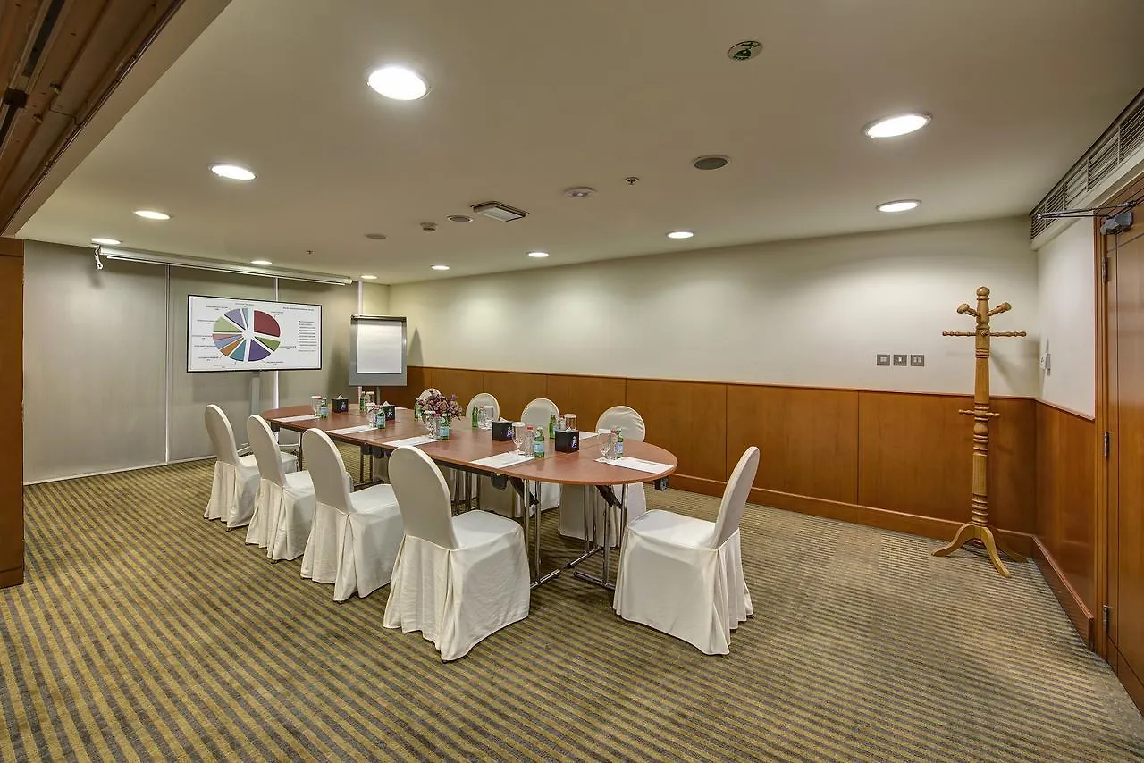 J5 Hotels - Port Saeed Dubai 3*,  Emirados Árabes Unidos