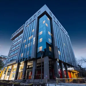 Radisson Harbiye 4* Istanboel