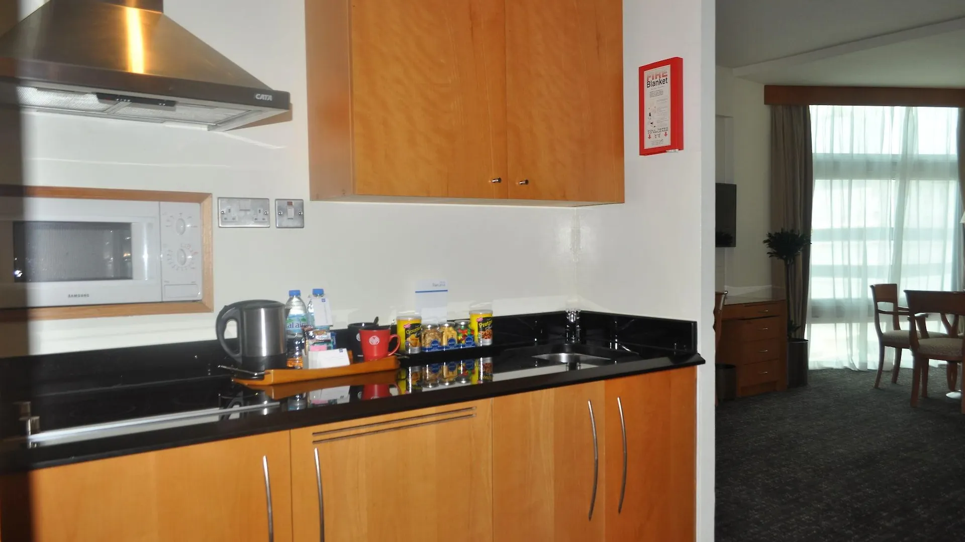 J5 Hotels – Port Saeed Dubai 3*,