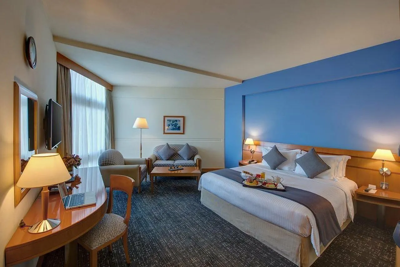 J5 Hotels – Port Saeed Dubai 3*,